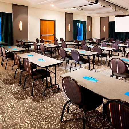 Hotel Aloft Mount Laurel Exterior foto